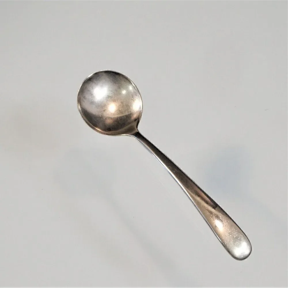 Vintage EALES 1779 Silver Plated Soup Spoon Made in Italy 6 inches